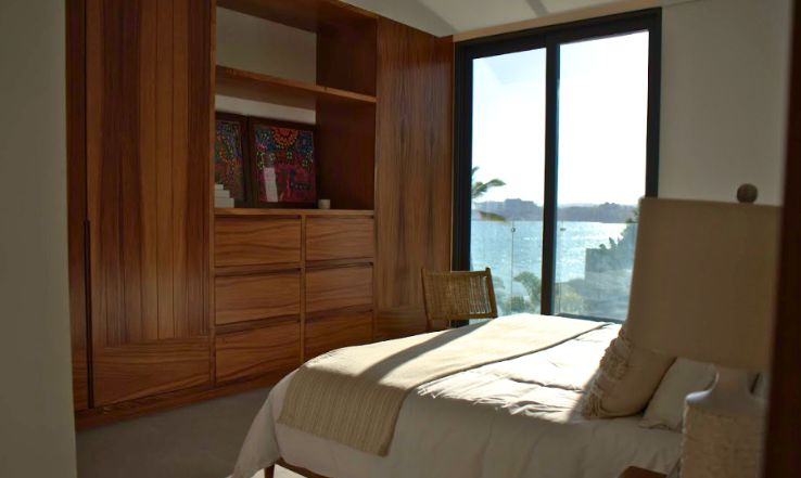 Arama Bay departamentos